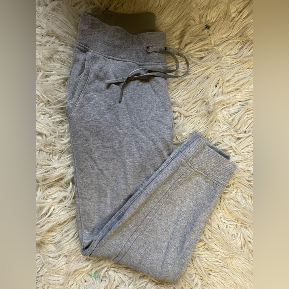 Lululemon joggers